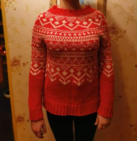 https://www.garnstudio.com/pattern.php?id=7550&cid=29